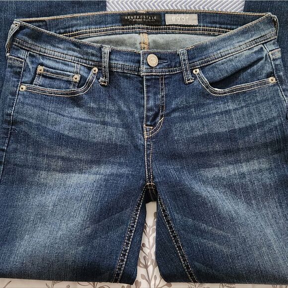 Aeropostale Boot Cut Jeans - Picture 2 of 8